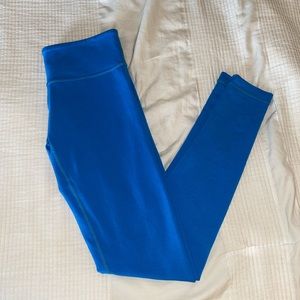 BLUE LULULEMON FULL LENGTH LEGGINGS